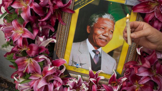 Mandela descansa para siempre en Qunu