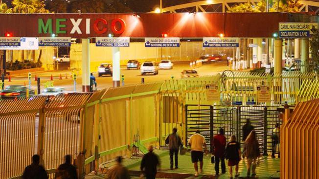 Cónsul aclara advertencia de viajar a México