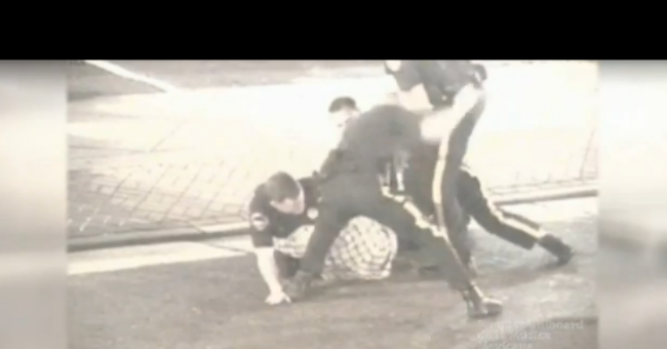 Video: Indigna video de abuso policial